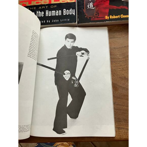 Bruce Lee Book Lot The Art of Expressing the Human Body Biography, Untold Story - Picture 4 of 10